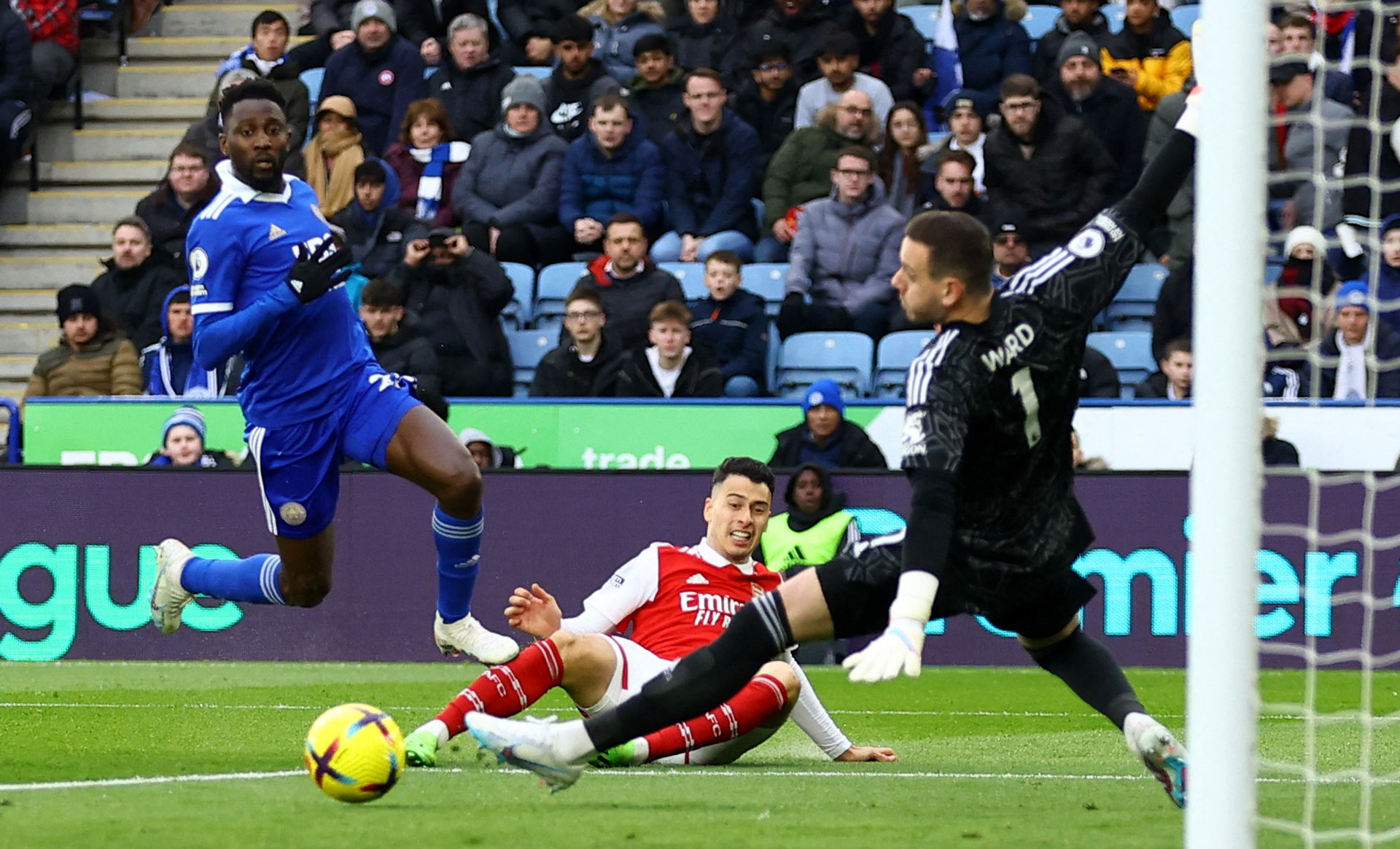 引发全场惊 引发全场惊