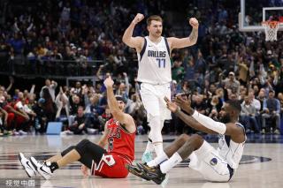 球时显得更 球时显得更